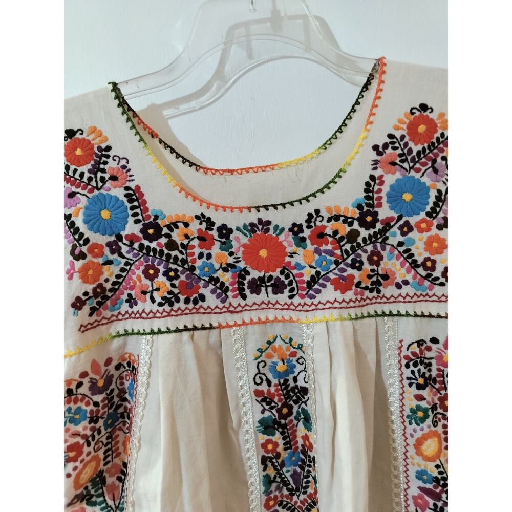 5624)Traditional Mexican Floral Embroidery Handmade Cotton Peasant Boho Top M/L? - Picture 4 of 7
